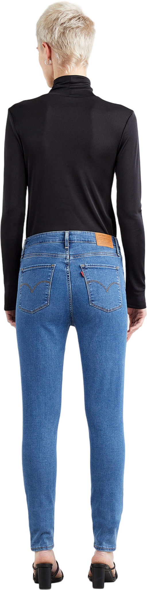 Джинсы женские