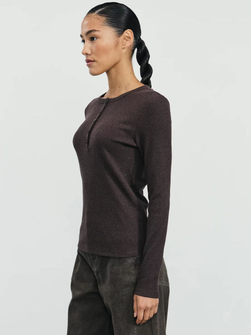 Лонгслив в рубчик с застежкой на груди / Zarina  фото 5