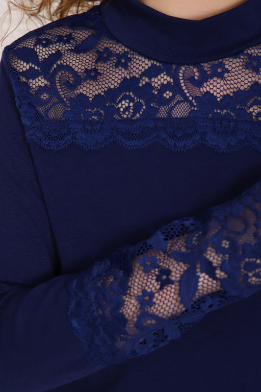 Кружевница блузка детская