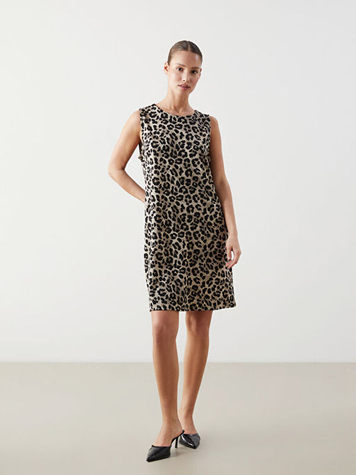 Bisiklet Yaka Leopar Desenli Elbise