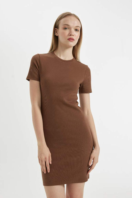 Мини-платье Bodycon с круглым вырезом в рубчик и короткими рукавами - Defacto фото 4