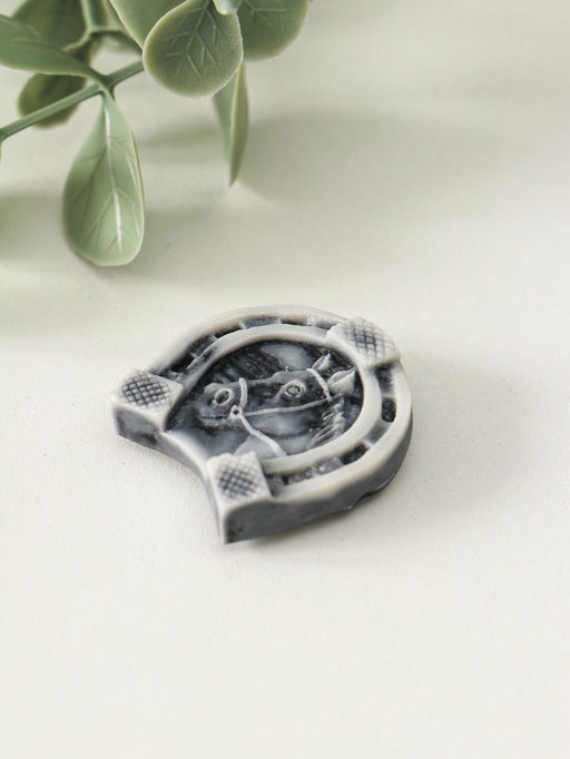 Магнит "Подкова с головой лошади" 3 см