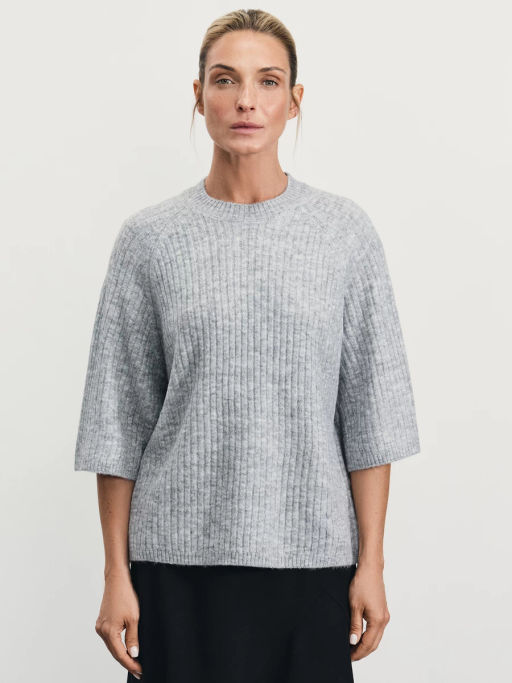 Джемпер в рубчик с рукавом 3/4 / Zarina  фото 4