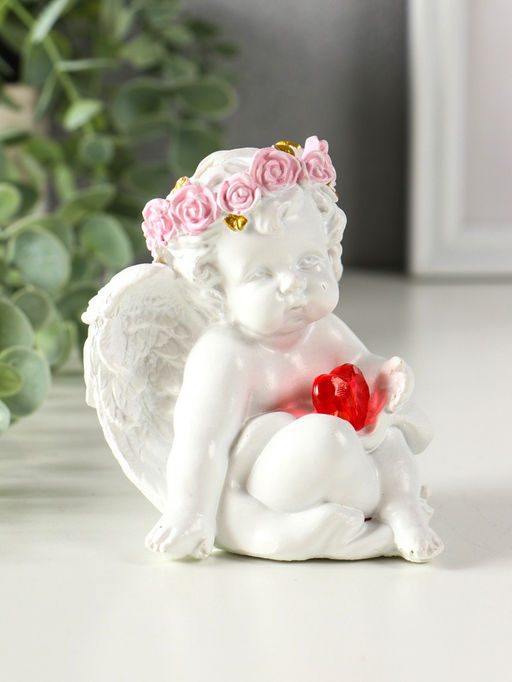 Фигурка светящаяся полистоун «Ангел - воздушный поцелуй в форме сердца», белый, 6.8×6×7.3 см