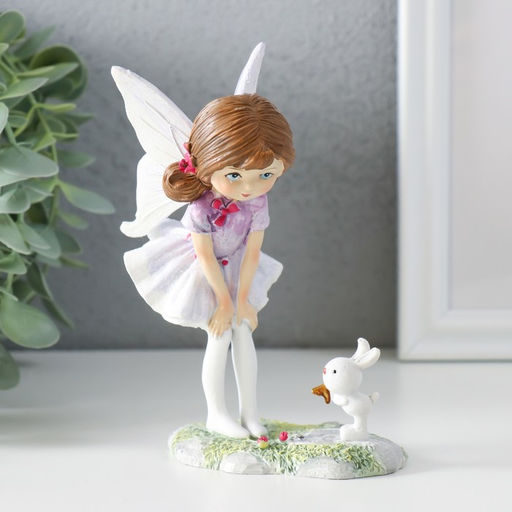 Фигурка полистоун Девочка-бабочка с зайчиком на полянке, 9.5?6?13 см