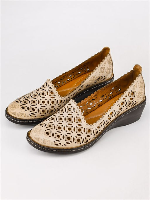 Туфли модельные на выход и на работу 001-5010-1-03 Великаны