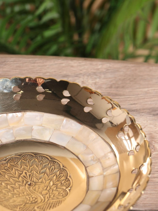 Цена за 2 шт. Блюдо сервировочное «Жар-Птица», 19.5×19.5×5.5 см, латунь с перламутром