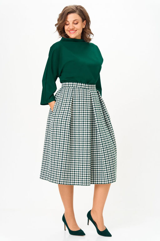 Костюм Anastasia 1304.1 изумрудный/гусиная лапка