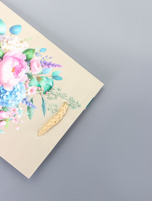 Цена за 4 шт. Пакет подарочный ламинированный Чудеса 11.5?14.5?6.5 см