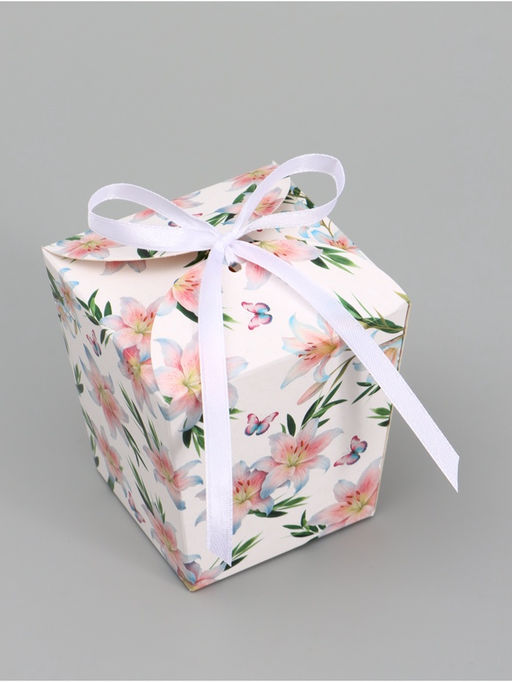 Цена за 5 шт. Бонбоньерка «Лилии», 7.5×8×7.5 см