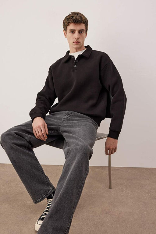 Siyah Yeni Oversize/Geni_ Kesim Soft Kalite __i Polarl_ Polo Yaka Sweatshirt TMNAW26SW00004