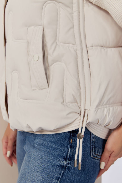 Жилет SHETTI 2152 молочный