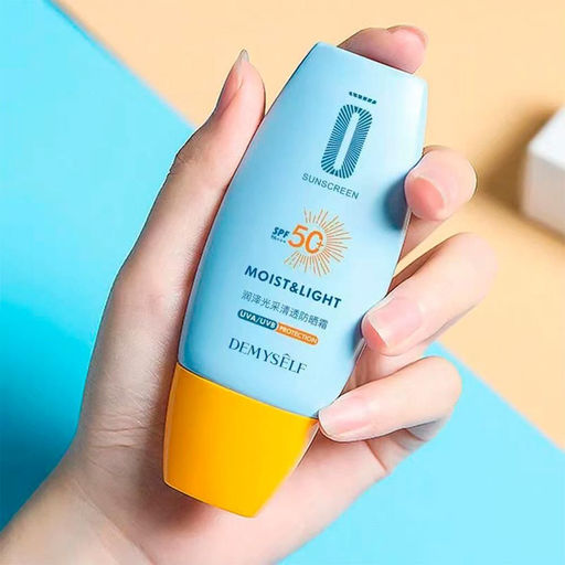 Солнцезащитный крем Moist & Light Clear Sunscreen Cream SPF 50+ UVA- и UVB-лучей. - Aopen фото 2