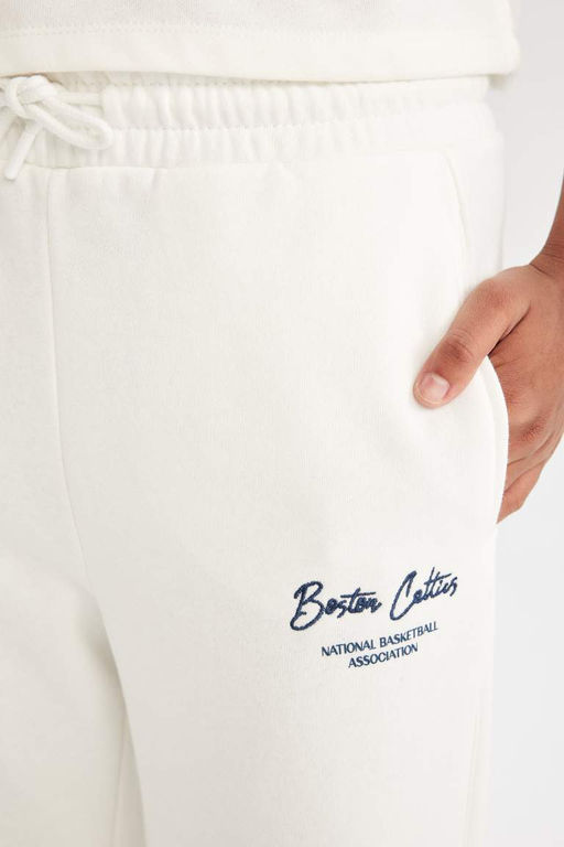 DeFactoFit NBA Boston Celtics Широкие спортивные штаны с двойными карманами и широкими штанинами стандартной длины  фото 5