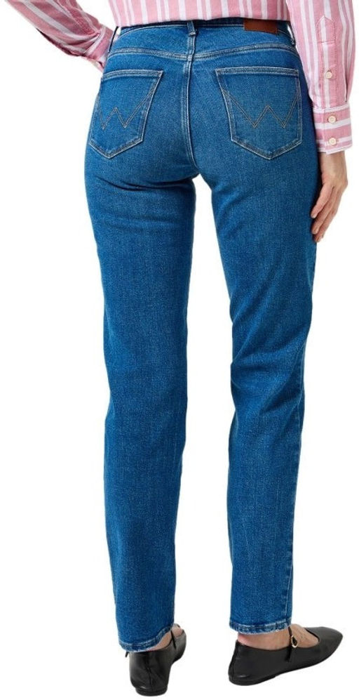 Джинсы женские