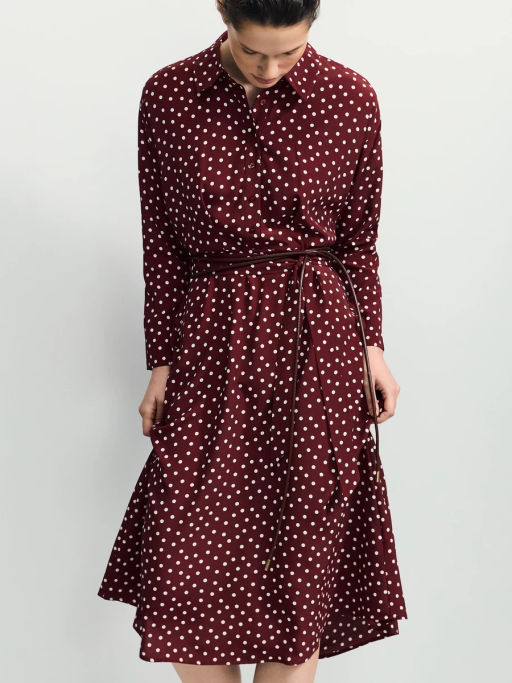 Приталенное платье с принтом в горошек / Zarina