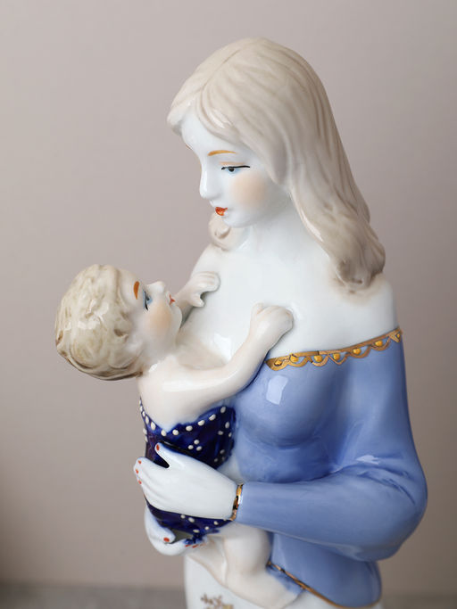 Статуэтка Дама с младенцом 30 см / 200315 /уп 24/ - Галеонтрейд фото 3