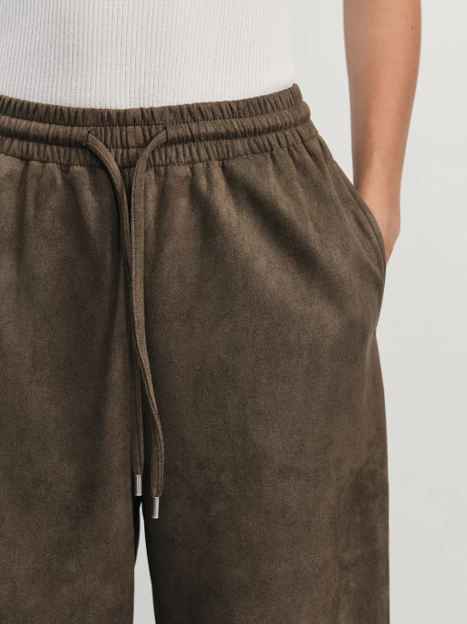 Прямые брюки из искусственной замши / Zarina  фото 5