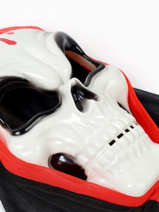 Карнавальная маска "Череп"