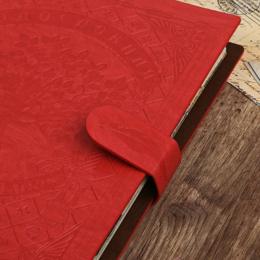 Родословная книга «Книга нашей семьи», 65 листов, 32×23 см.