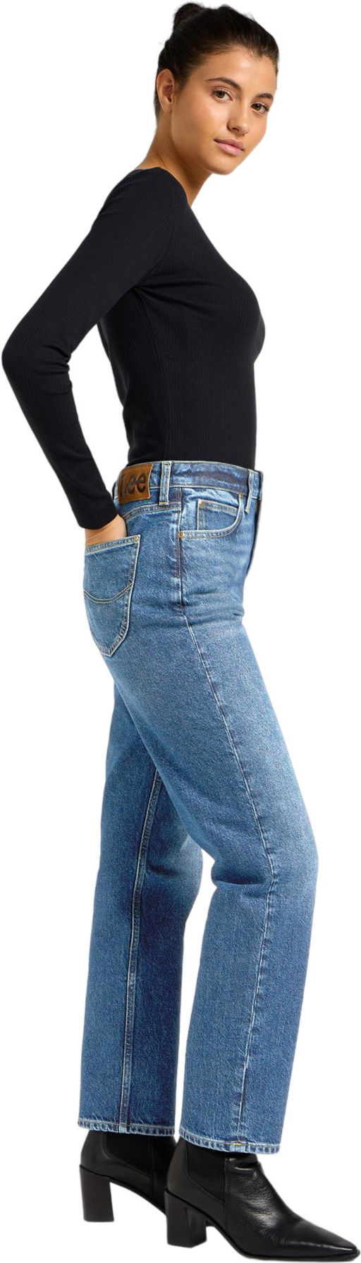 Джинсы женские