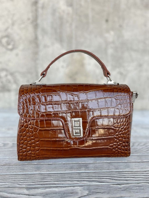Женская лаковая сумка под крокодила HW-7711 Браун