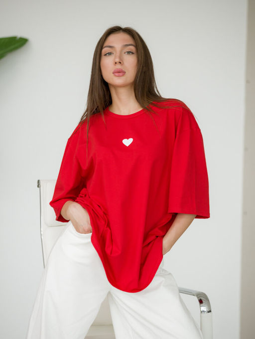 256 Оверсайз футболка, красный с сердечком