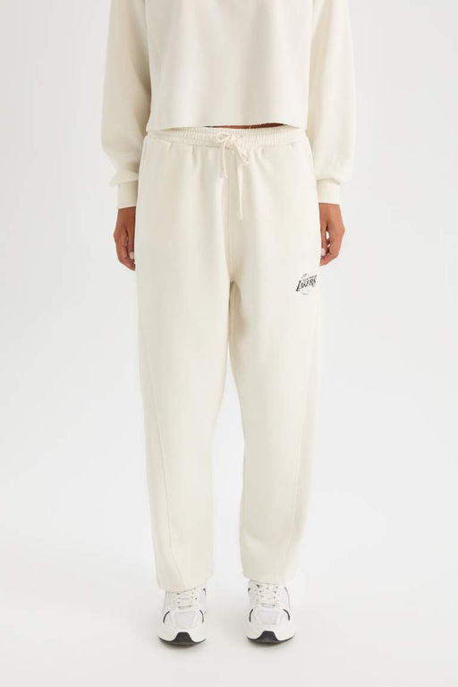 DeFactoFit НБА Лос-Анджелес Лейкерс Морковный крой с двумя карманами и эластичной резинкой на талии Кружева Базовые прямые спортивные штаны стандартной длины Стандартная длина  фото 3