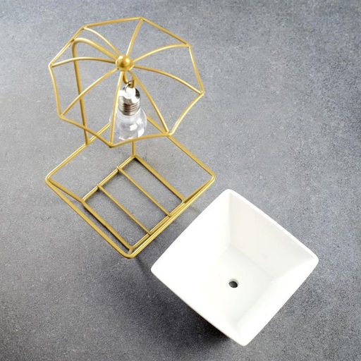 Горшок на подставке с синей подсветкой, керамический, 270 мл, 22×10×10 см, на батарейках AG3 (3 шт. в комплекте), белый на золотой подставке