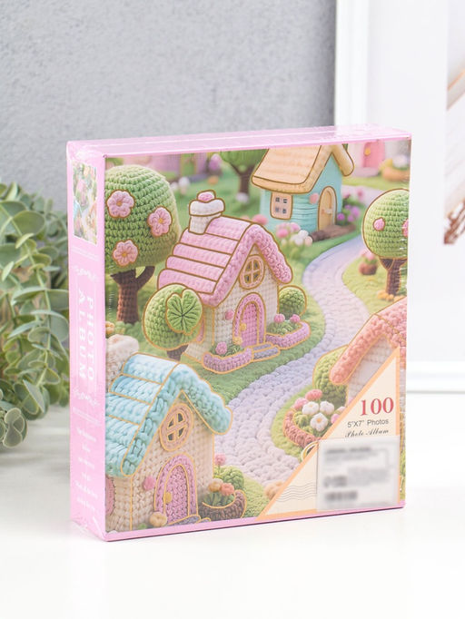 Фотоальбом на 100 фото 13х18 см "Вязаная деревушка" в коробке 5х18х20,5 см