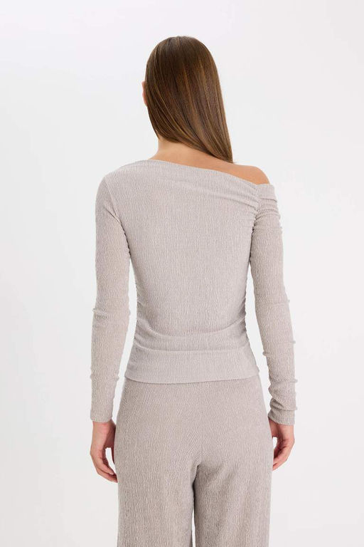 Женская приталенная футболка узкого кроя с длинным рукавом и запахом на одно плечо - Defacto фото 9