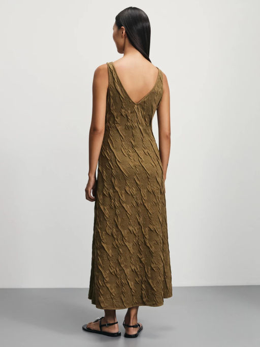 Фактурное платье прилегающего кроя / Zarina  фото 5