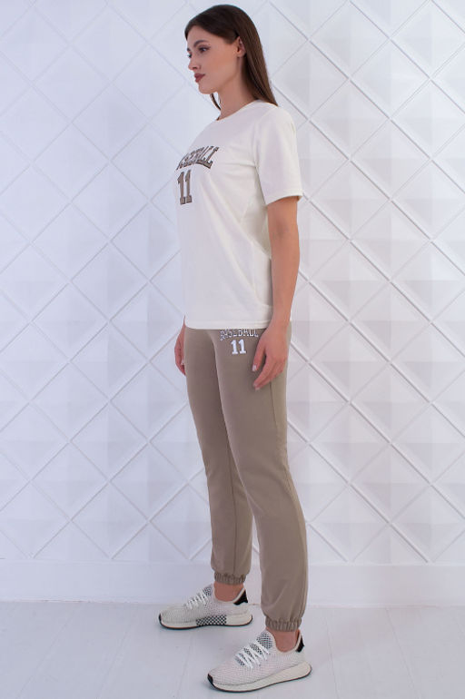 Арт. 21367 Костюм с брюками женский 42-50 (5 шт) Цвет:верх-молочный,низ-бежевый - Калинка фото 18