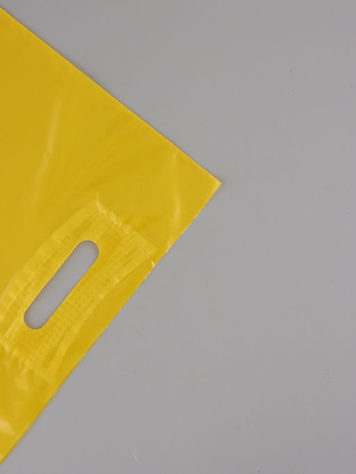 Цена за 50 шт. Пакет полиэтиленовый с вырубной ручкой, жёлтый 30×40 см, 50 мкм