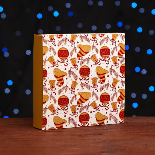 Коробка под 16 конфет «Новогодняя», 17.5×17.5×3.5 см