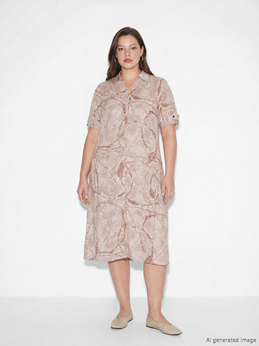 G?mlek Yaka Desenli Elbise