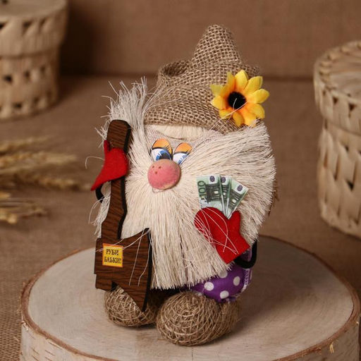 Фигурка-оберег «Домовой. Василек в льняном колпаке, с топором», 23×15×8 см, МИКС