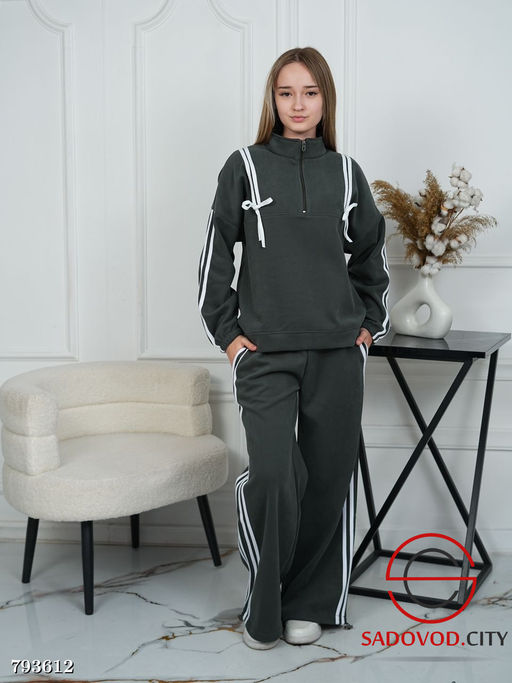 Спортивный костюм для девочек