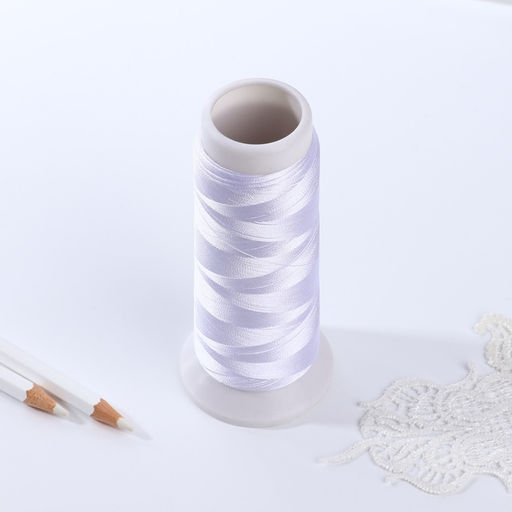 Нить атласная для вышивания, 120D/2, 700 м, белая