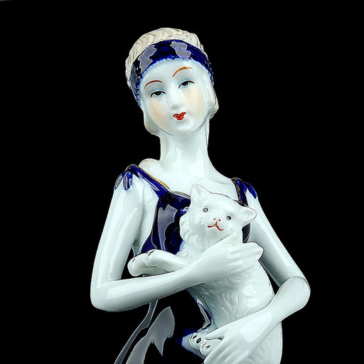 Фигурка керамика «Девушка с кошечкой», 29.5×8.5×6 см