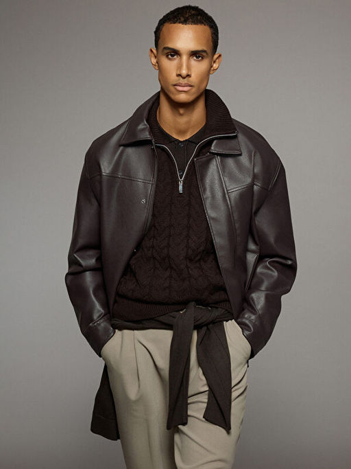 Dik Yaka Erkek Triko Kazak