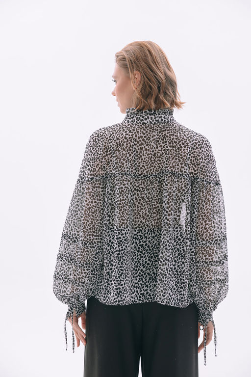 Блуза NIKVA н414-1 снежный леопард  фото 3