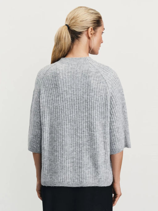 Джемпер в рубчик с рукавом 3/4 / Zarina  фото 6