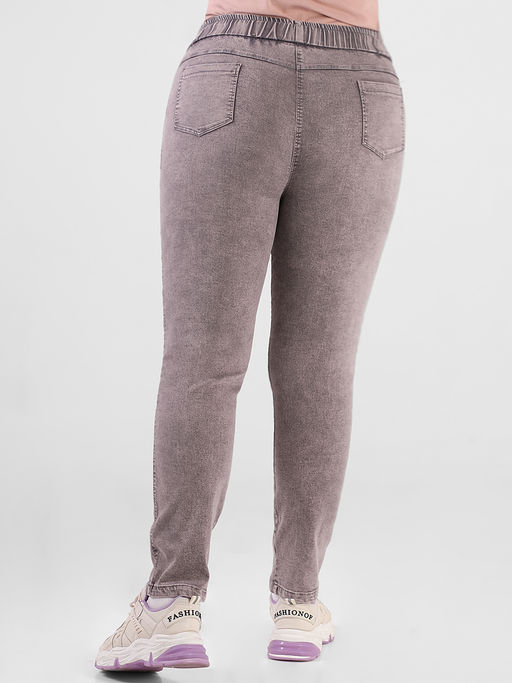 Женские джинсы цвета какао большие - Almond фото 4