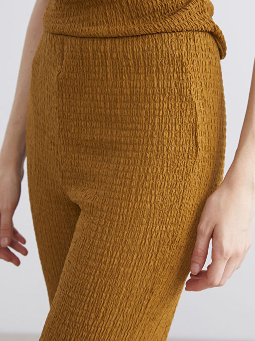 Beli Lastikli Dokulu Kad?n Pantolon