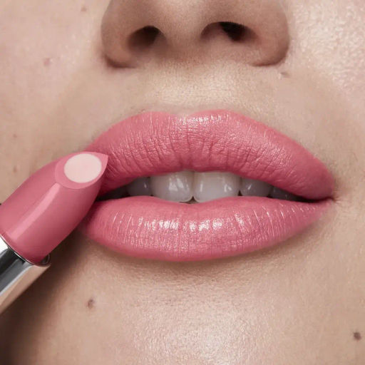 Глянцевая губная помада «СуперУвлажнение» Make up + Care
