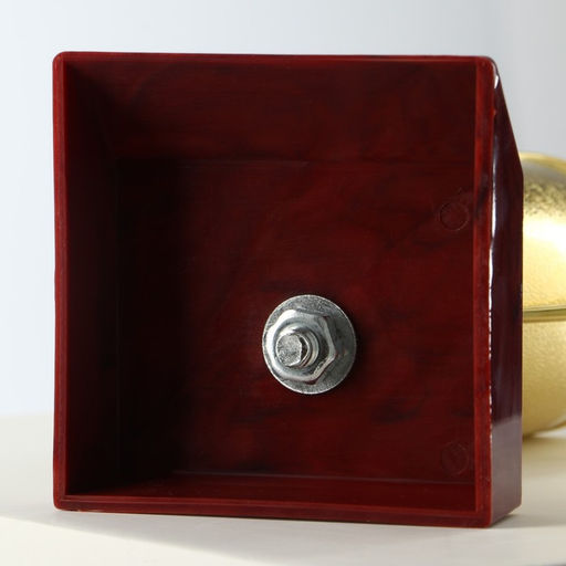 Кубок 056, наградная фигура, золото, подставка пластик, 12×6.3×6.3 см