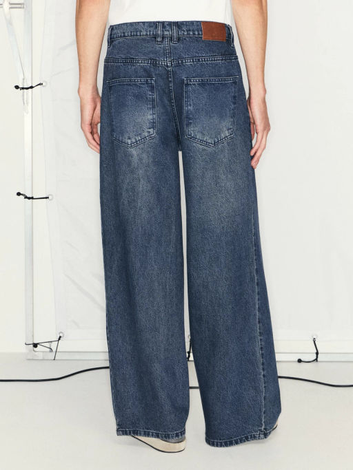 Джинсы wide leg с эффектом стирки / Zarina  фото 5