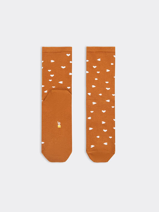 Цена за 5 пар! Высокие детские носки в оттенке кэмел с рисунком в виде сердечек - Mark formelle фото 3