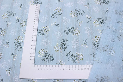 Фактурный хлопок с мережкой-полосой Веточки ромашки на бледно-бирюзовом, ВИД2, ш.1.45м, хл-100% - Купава фото 4